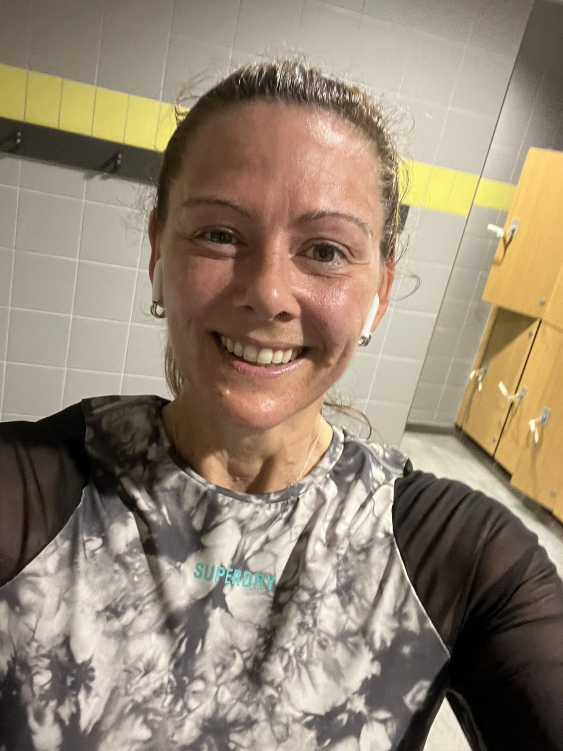 Hot MILF with great Tits #2UE2bgTi